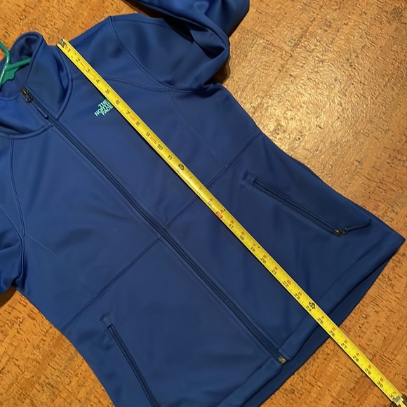 The North Face windwall soft shell jacket - Picture 4 of 10